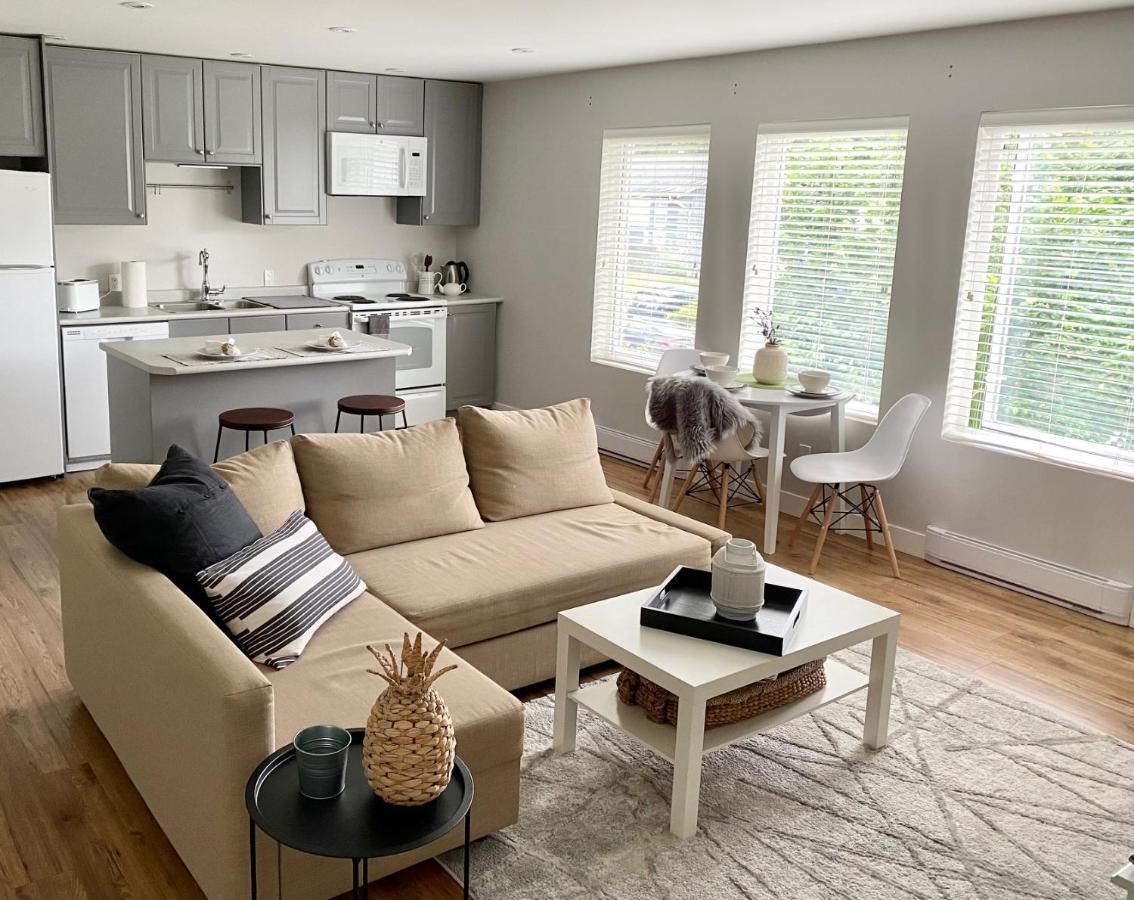 Cozy Suite Close To Nature And The City Maple Ridge Exterior photo